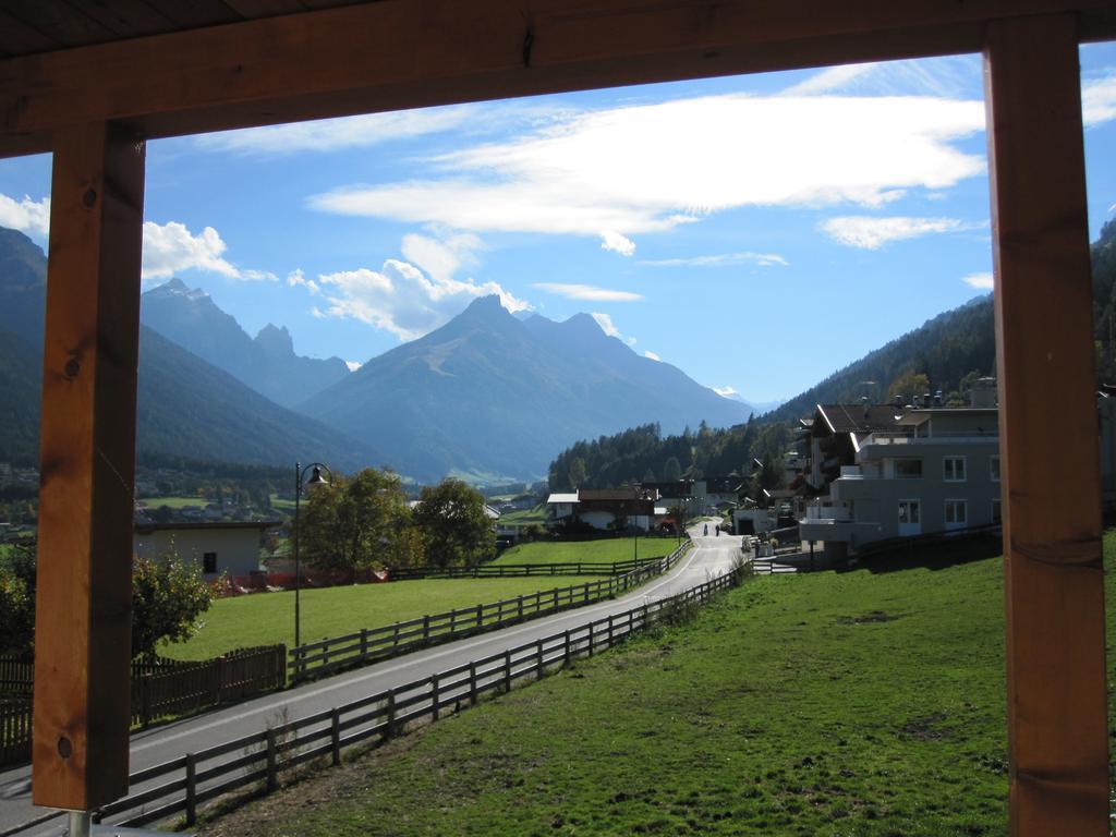 Ferienwohnung Bergpanorama Fulpmes Bilik gambar